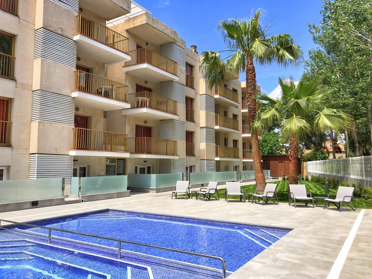 Rentalmar Pins Marina Cambrils Bagian luar foto